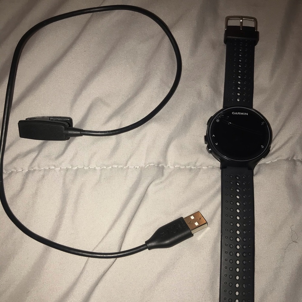 GARMIN 235 Forerunner Smart Watch